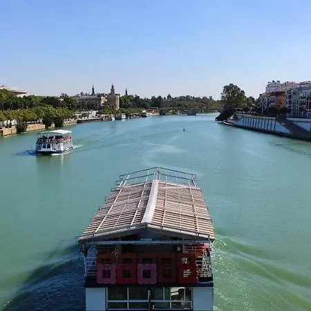 Apartamento Con Vistas Al Rio Guadalquivir En Triana, Apartment Seville